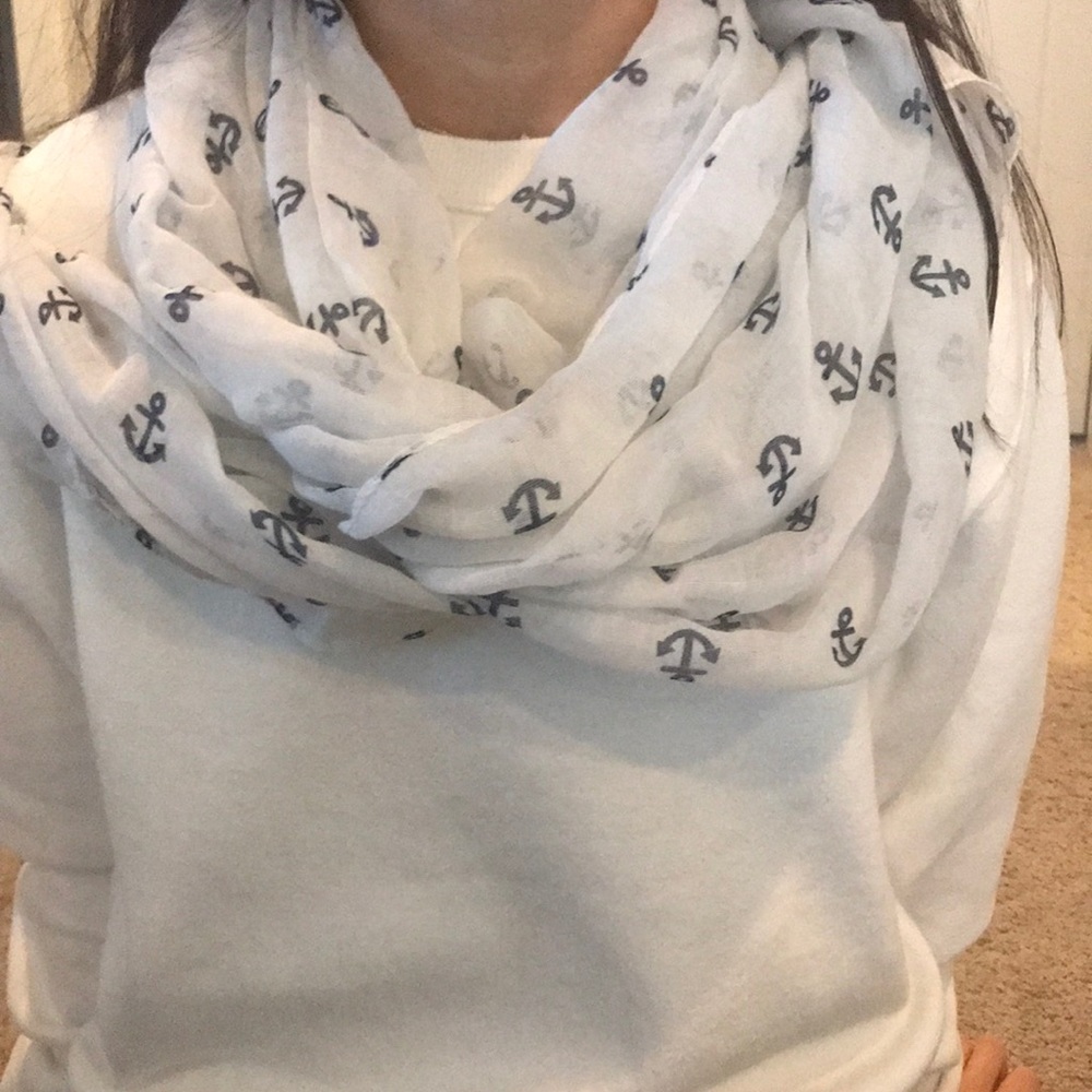 Infinity scarf